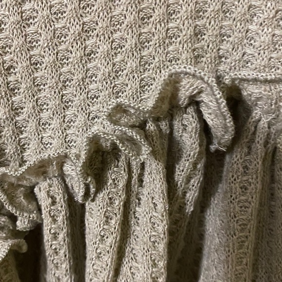 SHEIN Olive V-Neck Ruffle Blouse - Picture 3 of 5